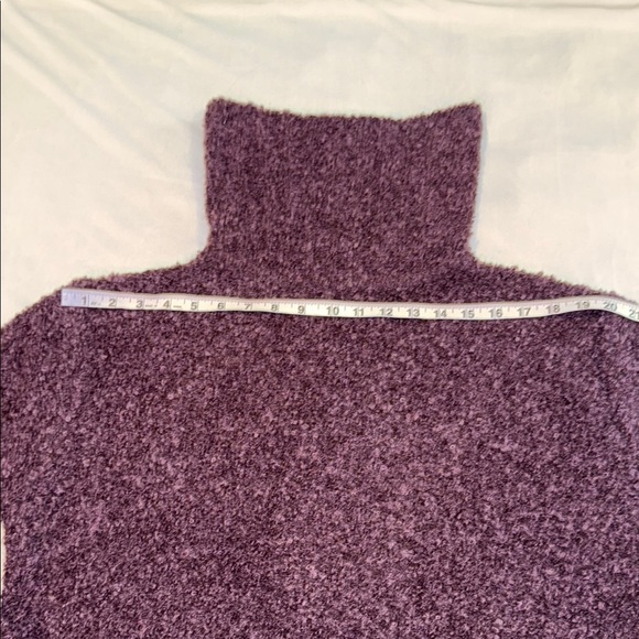 One On One Mohair Blend Sweater Women's Purple Turtleneck - Picture 4 of 8
